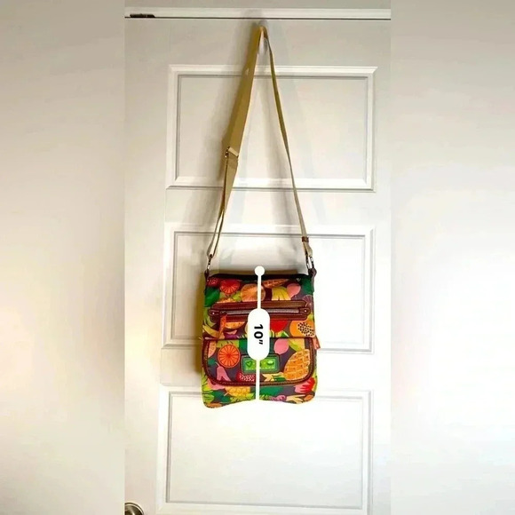 Lily Bloom Padded Shoulder Bag Pineapple Design - Picture 4 of 13